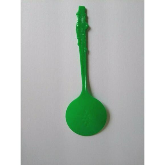 Mr Peanut Vintage Green Plastic Serving Spoon 1950s Planters Peanuts Kitchenware - Picture 3 of 4